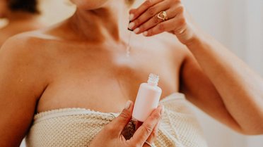 Niacinamida: o que faz pela sua pele - tratamento estético