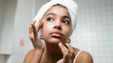 Sérum facial: como escolher para seu tipo de pele - tratamento estético